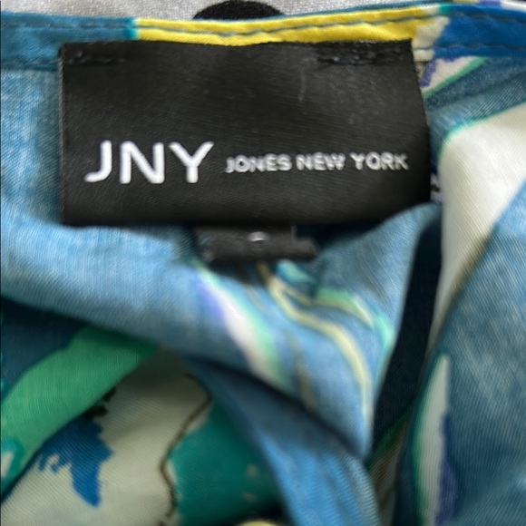 Jones New York Blue Floral Blouse size L - Picture 2 of 2